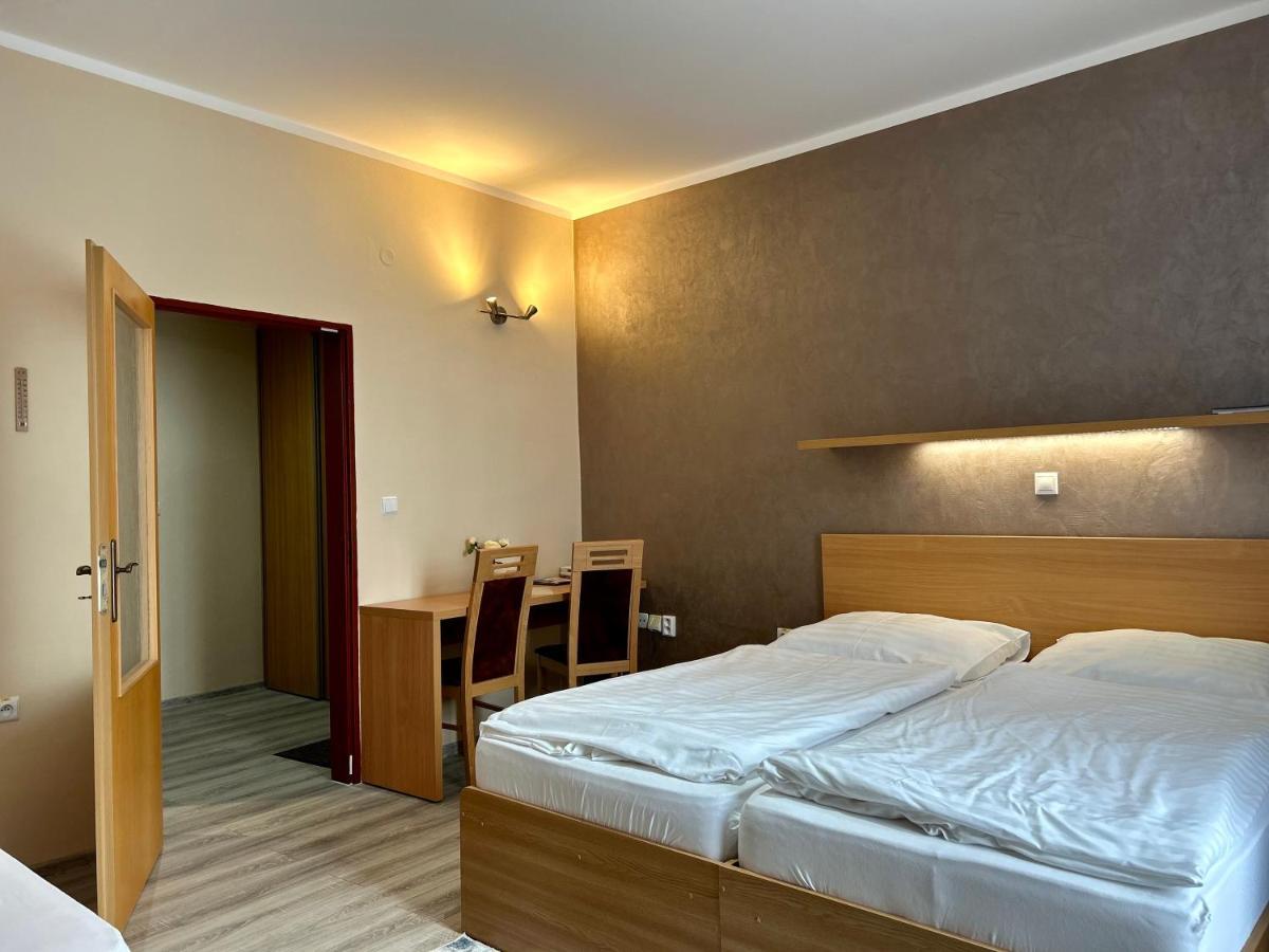 Hotel Roháč Trstená Esterno foto