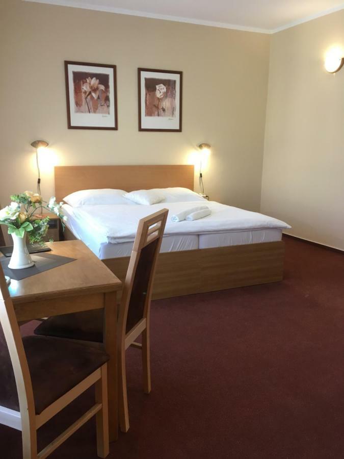 Hotel Roháč Trstená Esterno foto